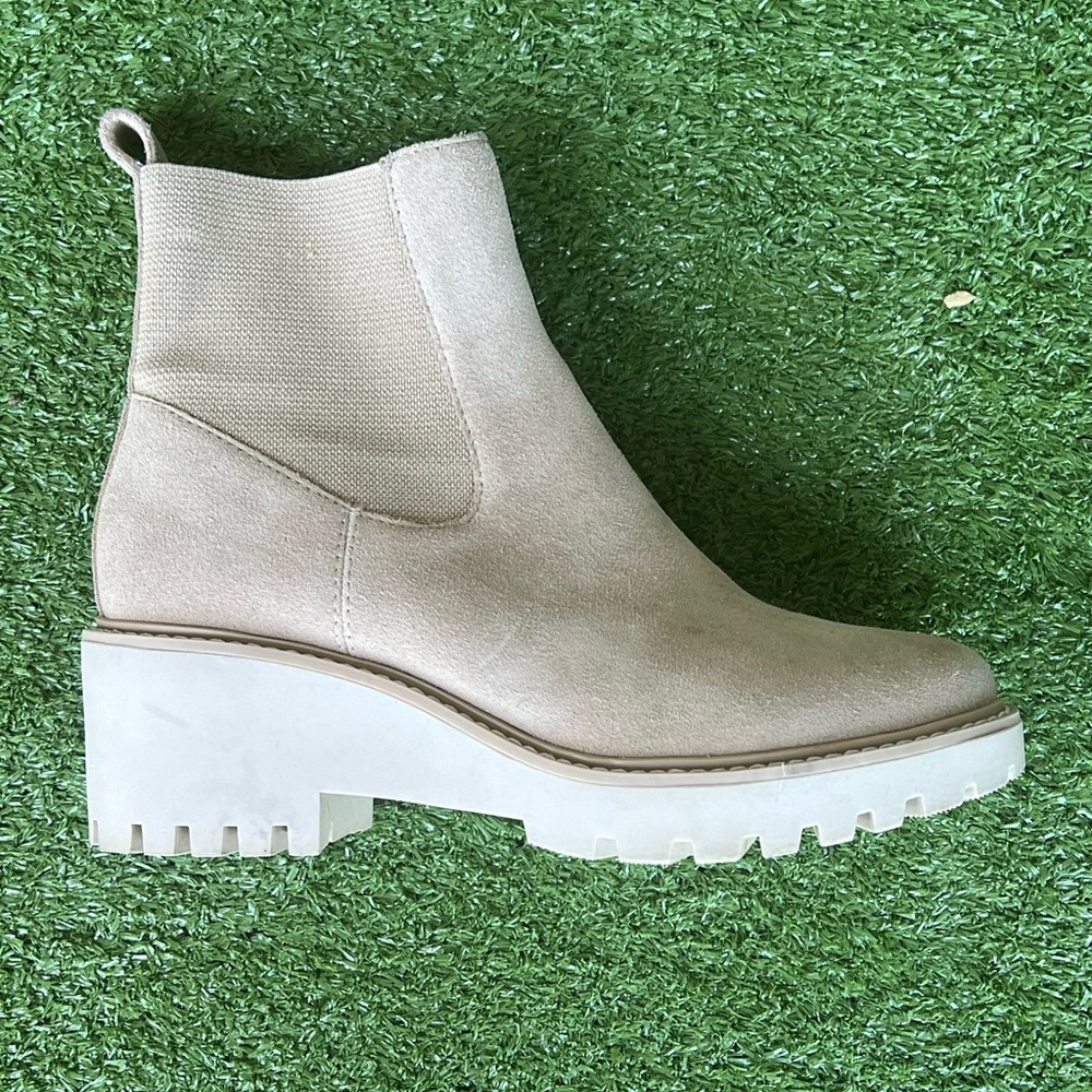 Dolce Vita booties size 7